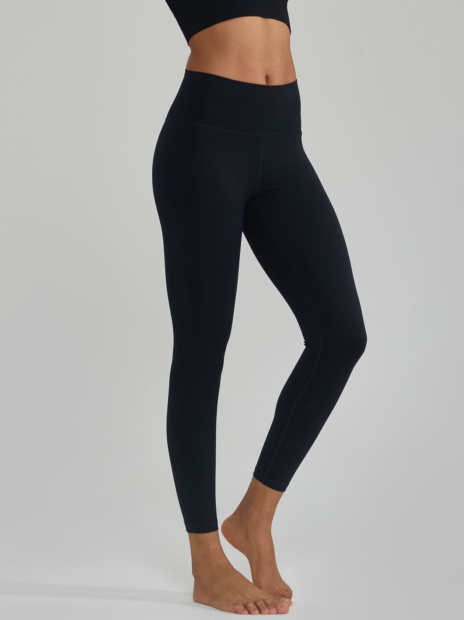 High-Waisted Yoga Pants Equipped with a Discreet Large Pocket