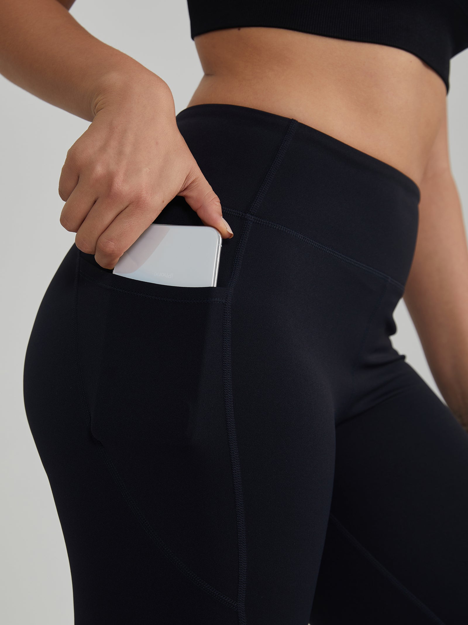 High-Waisted Yoga Pants Dual Side Pockets