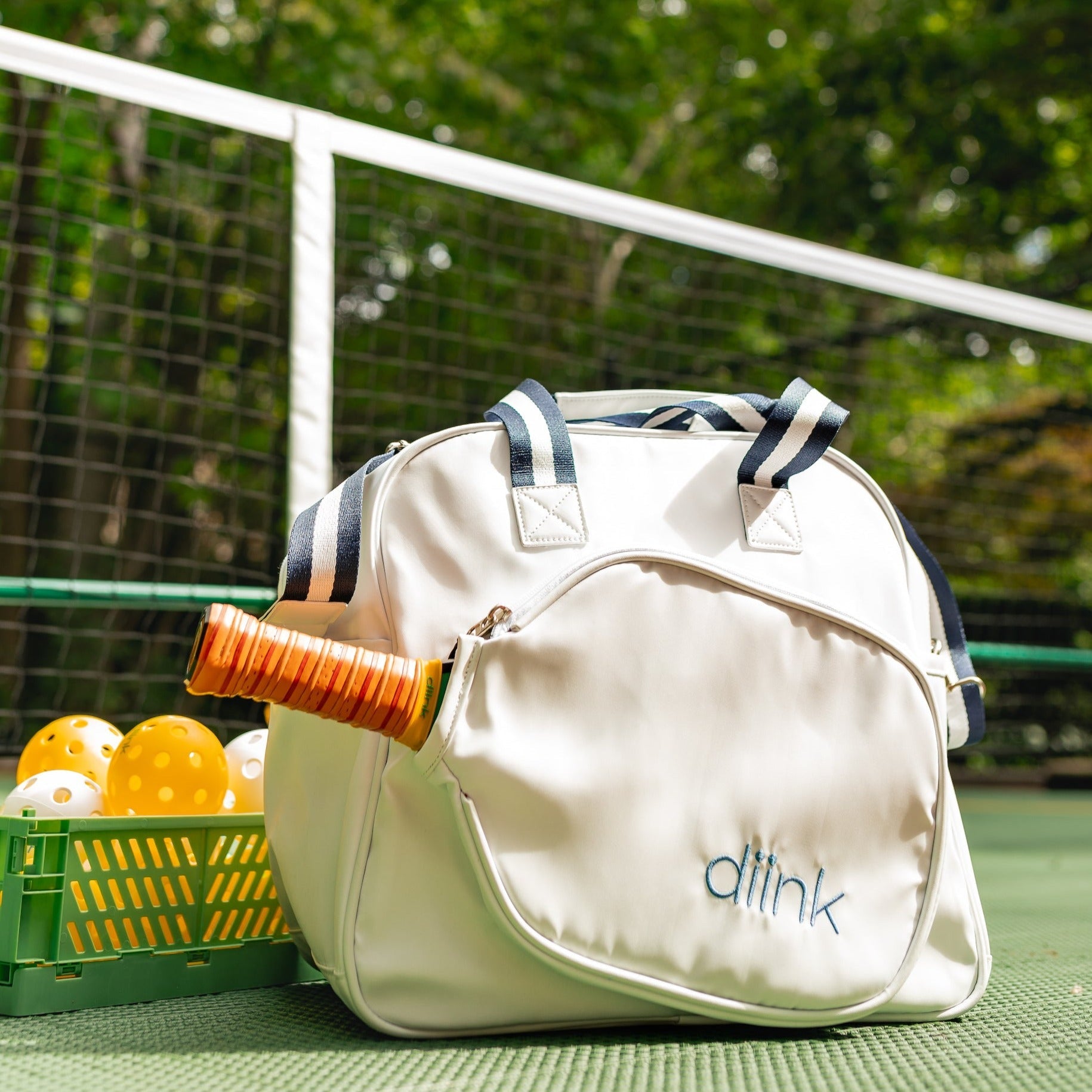 Pickleball Pair - 2 paddles, Carrying Bag, Padded Sleeve (Vacation)